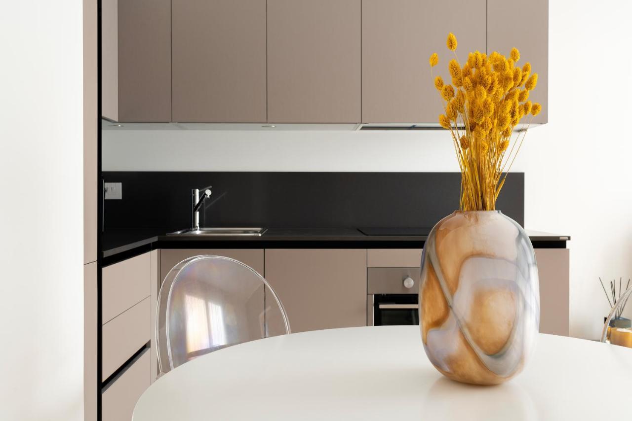 Appartamento Tolomeo Milano Esterno foto